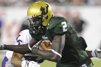 TAMPA, FL - SEPTEMBER 12: Wide receiver Carlton Mitchell #2 of the University of South Florida Bulls rushes upfield against the Kansas University Jayhawks at Raymond James Stadium on September 12, 2008 in Tampa, Florida.  (Photo by Al Messerschmidt/Getty