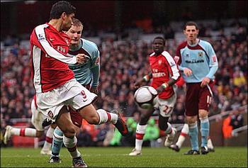 Eduardoburnley_display_image