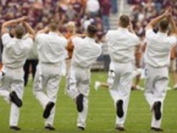 Texas-AM-University-Traditions-Yell-Leaders-Five-Yell-Leaders-TAM-T-YL-00034sm_display_image.jpg