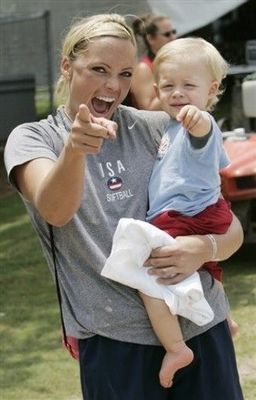 340x_jenniefinch_display_image