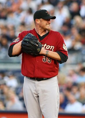 NEW YORK - JUNE 11:  Brett Myers #39 of the Houston Astros reacts after walking in a run in the first inning against the New York Yankees on June 11, 2010 in the Bronx borough of New York City.  (Photo by Mike Stobe/Getty Images)