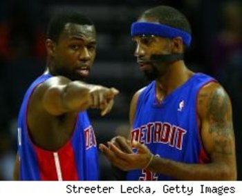 Rodney-stuckey-pointing-rip-hamilton-240_display_image