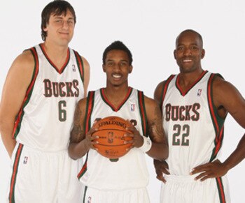 Andrew_bogut_brandon_jennings_michael_redd_display_image