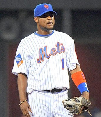 047_luis_castillo--300x350_display_image