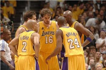 Lakers027_display_image