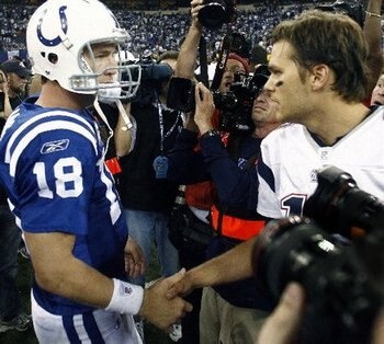 Peyton-manning-tom-brady-0868b49ee502d612_large_display_image