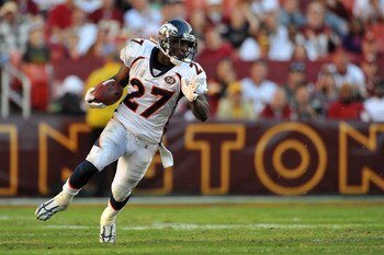 LANDOVER, MD - NOVEMBER 15:  Knowshon Moreno #27 of the Denver Broncos runs the ball against the Washington Redskins at FedExField on November 15, 2009 in Landover, Maryland. The Redskins defeated the Broncos 27-17. (Photo by Larry French/Getty Images)