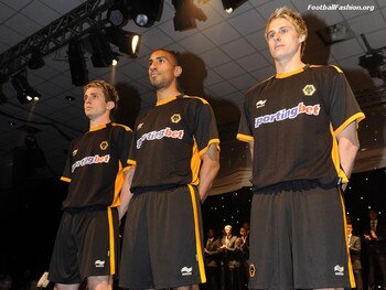 Wolves_display_image