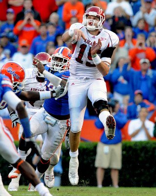 GAINESVILLE, FL - OCTOBER 17: Quarterback Ryan Mallett #15 of the Arkansas Razorbacks releases a pass against the Florida Gators October 17, 2009 at Ben Hill Griffin Stadium in Gainesville, Florida.  (Photo by Al Messerschmidt/Getty Images)