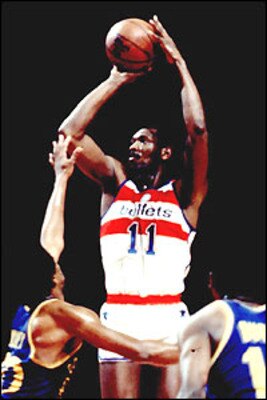 Elvinhayes_display_image