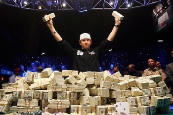 Poker_world_series01_display_image