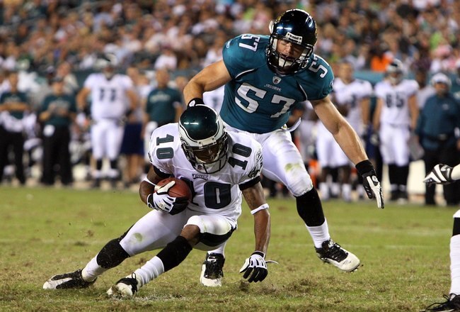 PHILADELPHIA - AUGUST 27:  DeSean Jackson #10 of the Philadelphia Eagles runs the ball against Tim Shaw #57 of the Jacksonville Jaguars in the preseason game at Lincoln Financial Field on August 27, 2009 in Philadelphia, Pennsylvania.  (Photo by Jim McIsa
