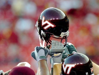 Week 4 Open Virginia-Tech-Football-Action-Hands-on-Helmet-VT-F-OAC-00032lg_display_image