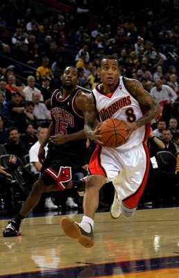 OAKLAND, CA - JANUARY 18:  Monta Ellis #8 of the Golden State Warriors in action during their game against the Chicago Bulls at Oracle Arena on January 18, 2010 in Oakland, California.  NOTE TO USER: User expressly acknowledges and agrees that, by downloa