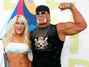 Hogan_hulk_wideweb__470x3550_display_image