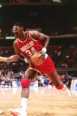 Hakeem_olajuwon_display_image