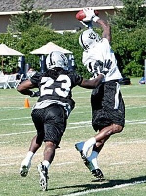 Jeremy Ware prevents the receiver from getting any yards after catch.