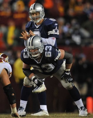 LANDOVER, MD - DECEMBER 27:  Kyle Kosier #63 of the Dallas Cowboys defends against the Washington Redskins at FedExField on December 27, 2009 in Landover, Maryland. The Cowboys defeated the Redskins 17-0. (Photo by Larry French/Getty Images)