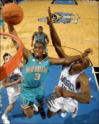 Chris_paul_dunk_display_image