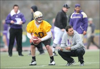 450huskyspringfootball_cliff_001_display_image