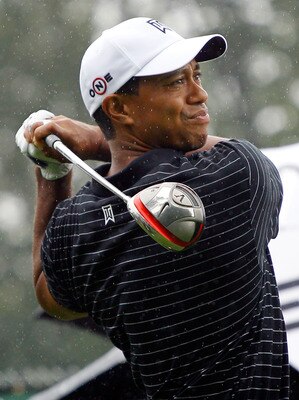 PARAMUS, NJ - AUGUST 25:  Tiger Woods watches a shot during the pro-am prior to the start of The Barclays at the Ridgewood Country Club on August 25, 2010 in Paramus, New Jersey.  (Photo by Scott Halleran/Getty Images)