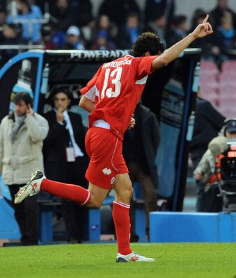 NAPLES, ITALY - DECEMBER 06:  Andrea Ranocchia of AS Bari celebrates after scoring their second goal during the Serie A match between SSC Napoli and AS Bari at Stadio San Paolo on December 6, 2009 in Naples, Italy.  (Photo by Giuseppe Bellini/Getty Images