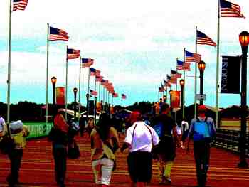 Take the boardwalk from Line 7 to Flushing and the US Open experience