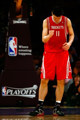 LOS ANGELES, CA - MAY 04:  Yao Ming #11 of the Houston Rockets reacts late in the fourth quarter against the Los Angeles Lakers in Game One of the Western Conference Semifinals during the 2009 NBA Playoffs at Staples Center on May 4, 2009 in Los Angeles, 