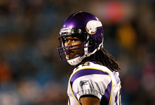 CHARLOTTE, NC - DECEMBER 20:  Sidney Rice #18 of the Minnesota Vikings against the Carolina Panthers at Bank of America Stadium on December 20, 2009 in Charlotte, North Carolina.  (Photo by Kevin C. Cox/Getty Images)