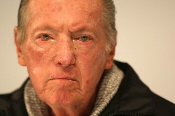 ALAMEDA, CA - SEPTEMBER 30:  Oakland Raiders owner Al Davis speaks during a press conference to announce the firing of head coach Lane Kiffin of the Oakland Raiders at thier training facility on Septemer 30, 2008 in Alameda, California.  (Photo by Jed Jac