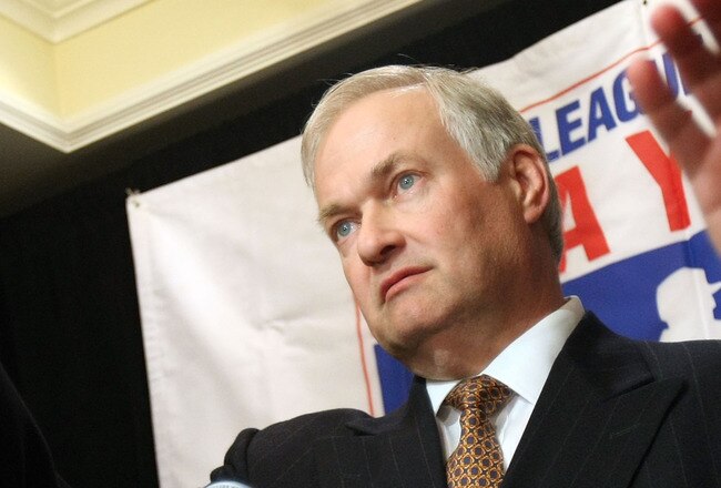 NEW YORK - DECEMBER 13:  Major League Baseball Players Association Executive Director Donald M. Fehr speaks to the media after former Senator George J. Mitchell released his committee's findings on the steroids investigation December 13, 2007 in New York