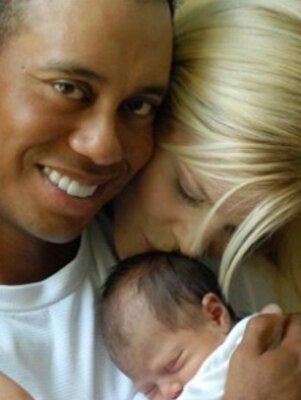 32052_tiger-woods-wife-elin-nordegren-new-baby_display_image