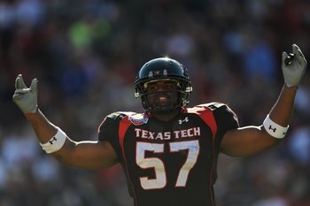 DALLAS - JANUARY 02:  Brian Duncan #57 of the Texas Tech Red Raiders during play against the Mississippi Rebels during the AT&T Cotton Bowl on January 2, 2009 at the Cotton Bowl in Dallas, Texas.  (Photo by Ronald Martinez/Getty Images)