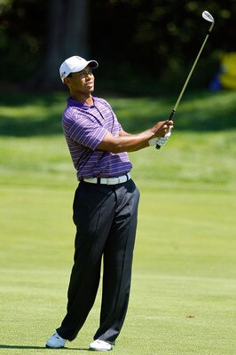 PARAMUS, NJ - AUGUST 28:  Tiger Woods watches his shot from the fairway on the third hole during the third round of The Barclays at the Ridgewood Country Club on August 28, 2010 in Paramus, New Jersey.  (Photo by Scott Halleran/Getty Images)