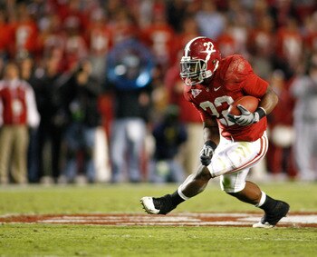 TUSCALOOSA - OCTOBER 17:  Running back Mark Ingram #22 of the Alabama Crimson Tide ran for 246 yards and a touchdown during the game against the South Carolina Gamecocks at Bryant-Denny Stadium on October 17, 2009 in Tuscaloosa, Alabama. The Crimson Tide 