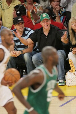 LOS ANGELES, CA - JUNE 15:  Matt Damon (R) attends Game Five of the 2008 NBA Finals between the Boston Celtics and the Los Angeles Lakers on June 15, 2008 at Staples Center in Los Angeles, California.  (Photo by Noel Vasquez/Getty Images)