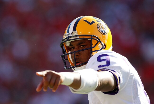 ATHENS, GA - OCTOBER 03: Quarterback Jordan Jefferson #9 of the Louisiana State University Tigers runs the offense against the Georgia Bulldogs at Sanford Stadium on October 3, 2009 in Athens, Georgia. (Photo by Kevin C. Cox/Getty Images)