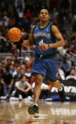 LOS ANGELES, CA - JANUARY 27:  Randy Foye #4 of the Minnesota Timberwolves moves the ball against the Los Angeles Clippers at Staples Center on January 27, 2007 in Los Angeles, California.  The Timberwolves won 101-87.  NOTE TO USER: User expressly acknow