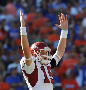 GAINESVILLE, FL - OCTOBER 17: Quarterback Ryan Mallett #15 of the Arkansas Razorbacks signals a touchdown against the Florida Gators October 17, 2009 at Ben Hill Griffin Stadium in Gainesville, Florida.  (Photo by Al Messerschmidt/Getty Images)