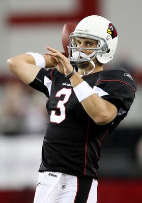 GLENDALE, AZ - SEPTEMBER 02:  Quarterback Derek Anderson #3 of the Arizona Cardinals warms up before the preseason NFL game against the Washington Redskins at the University of Phoenix Stadium on September 2, 2010 in Glendale, Arizona. The Cardinals defea