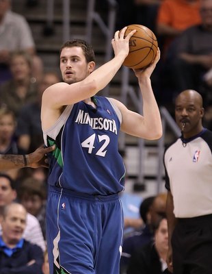 PHOENIX - MARCH 16:  Kevin Love #42 of the Minnesota Timberwolves looks to pass the ball during the NBA game against the Phoenix Suns at US Airways Center on March 16, 2010 in Phoenix, Arizona. The Suns defeated the Timberwolves 152-114.  NOTE TO USER: Us