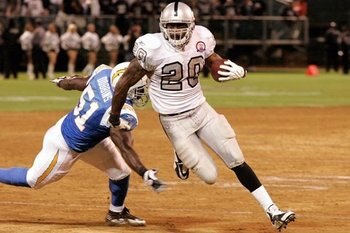 091409sd-oak31--nfl_medium_540_360_display_image