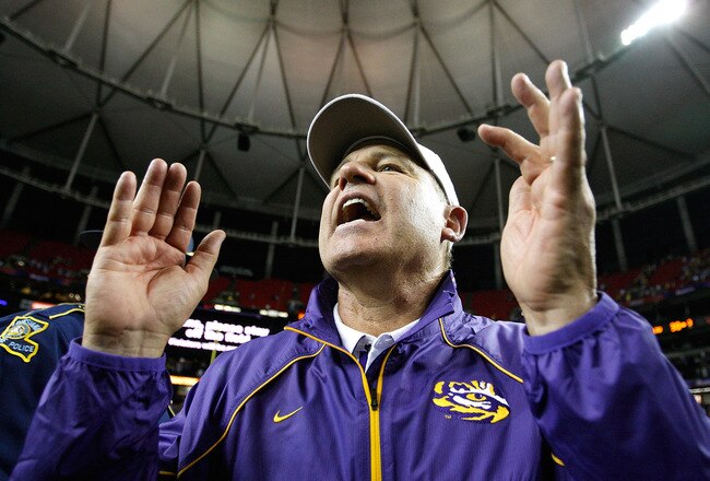 ATLANTA - SEPTEMBER 04:  Head coach Les Miles of the LSU Tigers yells to his team after their 30-24 win over the North Carolina Tar Heels in the Chick-fil-A Kickoff Game at Georgia Dome on September 4, 2010 in Atlanta, Georgia.  (Photo by Kevin C. Cox/Get
