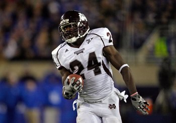 LEXINGTON, KY - OCTOBER 31:  Anthony Dixon #24 of  the Mississippi State Bulldogs runs with the ball during the SEC game against the Kentucky Wildcats  at Commonwealth Stadium on October 31, 2009 in Lexington, Kentucky.  (Photo by Andy Lyons/Getty Images)