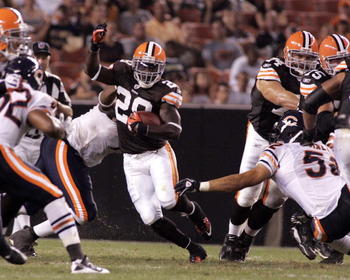 CLEVELAND - SEPTEMBER 2: James Davis #28 of the Cleveland Browns makes a cut up field against the Chicago Bears during the preseason game on September 2, 2010 at Cleveland Browns Stadium in Cleveland, Ohio. The Browns defeated the Bears 13-10. (Photo by J