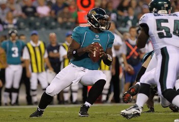 PHILADELPHIA - AUGUST 13:  David Garrard #9 of the Jacksonville Jaguars passes against the Philadelphia Eagles during their preseason game at Lincoln Financial Field on August 13, 2010 in Philadelphia, Pennsylvania.  (Photo by Nick Laham/Getty Images)