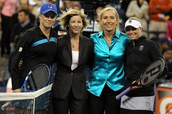 NEW YORK - SEPTEMBER 11:  (L-R) Kim Clijsters of Belguim, Chris Evert, Martina Navratilova and Vera Zvonareva of Russia pose before their women's singles final on day thirteen of the 2010 U.S. Open at the USTA Billie Jean King National Tennis Center on Se