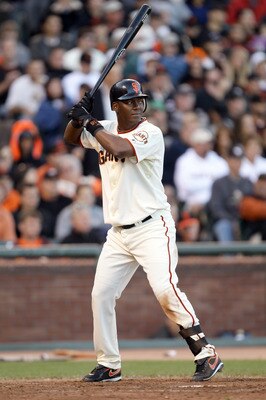 SAN FRANCISCO - AUGUST 01:  Edgar Renteria #16 of the San Francisco Giants bats against the Los Angeles Dodgers at AT&T Park on August 1, 2010 in San Francisco, California.  (Photo by Ezra Shaw/Getty Images)