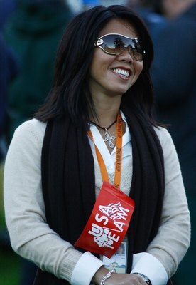 Lisa Pavin: Is She the Yoko Ono...