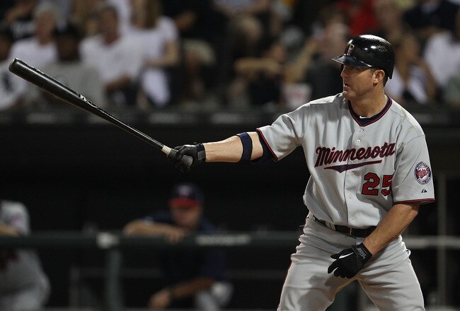 CHICAGO - AUGUST 10: Jim Thome #25 of the Minnesota Twins prepares to bat against the Chicago White Sox at U.S. Cellular Field on August 10, 2010 in Chicago, Illinois. The Twins defeated the White Sox 12-6. (Photo by Jonathan Daniel/Getty Images)